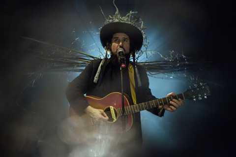 ''Carpino folk festival'': sei giorni di musica con Capossela, Bombino e Maldestro